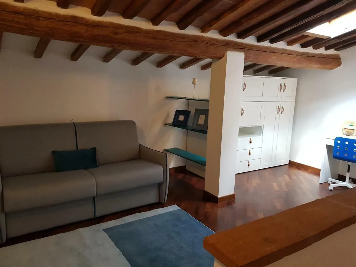 In Piazzetta Apartment Pisa Italy