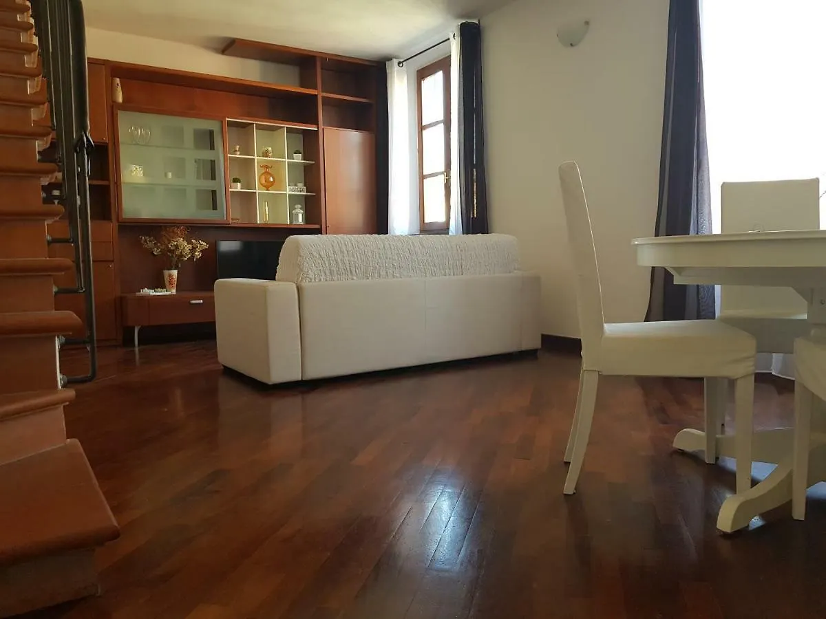 In Piazzetta Apartment Pisa 0*,